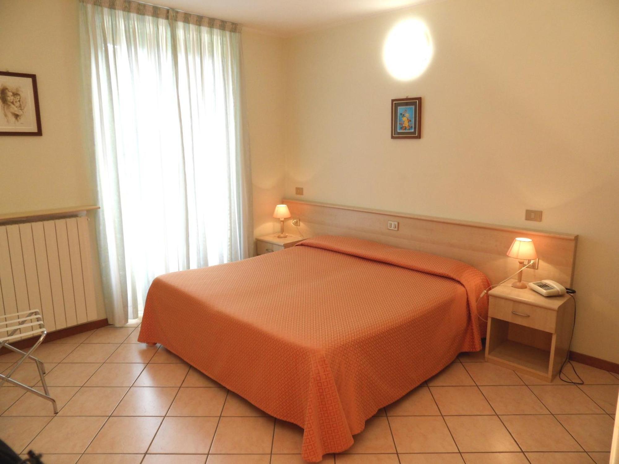 Casa Vacanze Touring Verbania Dış mekan fotoğraf