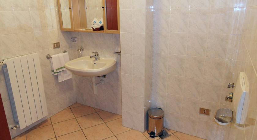 Casa Vacanze Touring Verbania Dış mekan fotoğraf