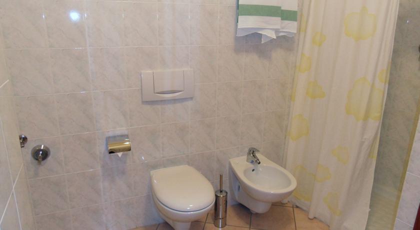 Casa Vacanze Touring Verbania Dış mekan fotoğraf