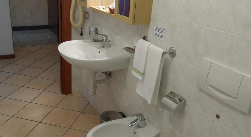 Casa Vacanze Touring Verbania Dış mekan fotoğraf