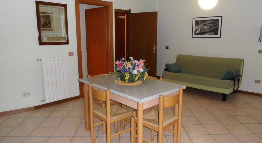 Casa Vacanze Touring Verbania Dış mekan fotoğraf