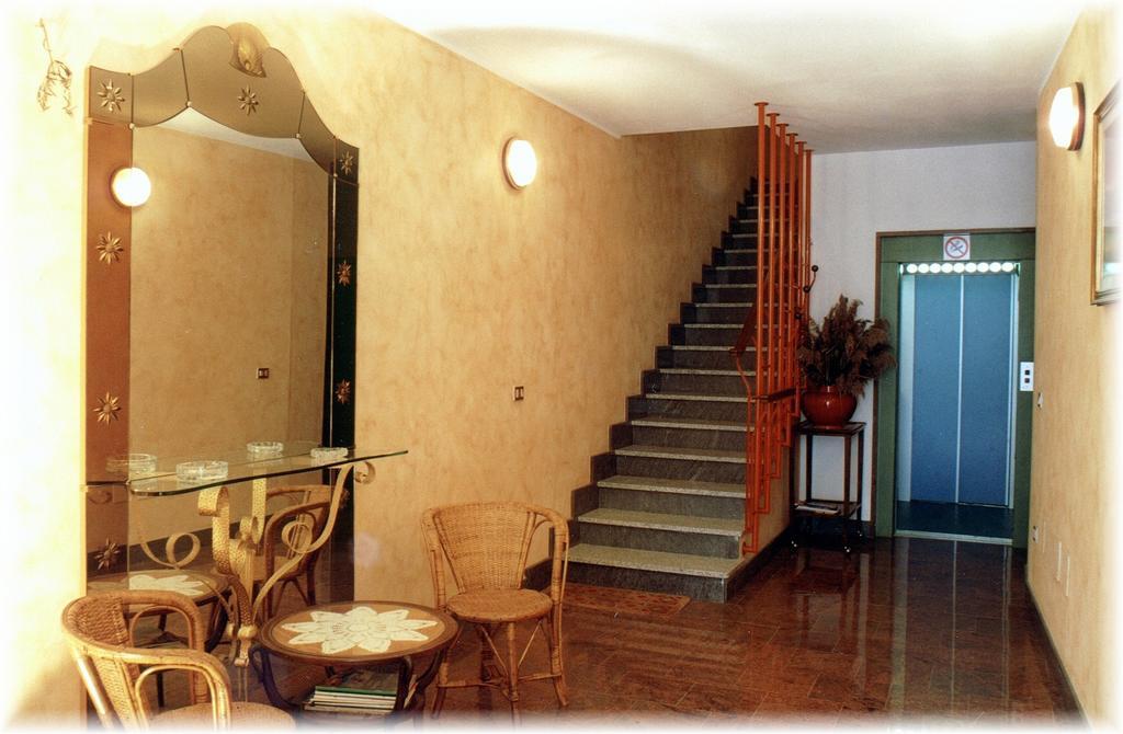 Casa Vacanze Touring Verbania Dış mekan fotoğraf